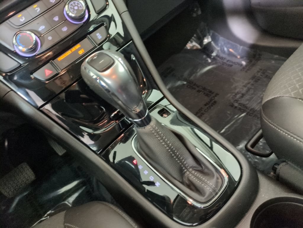 Used 2018 Buick Encore Preferred FWD image 23