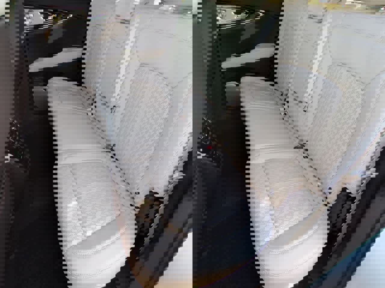 Used 2023 Lincoln Nautilus Black Label w/ Cargo Utility Package image 20