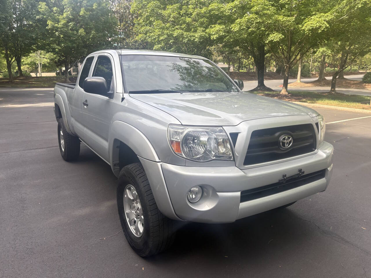 Used 2007 Toyota Tacoma PreRunner RWD image 1