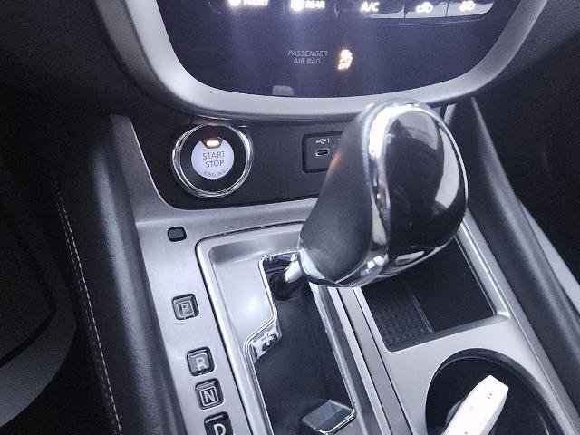 Certified 2023 Nissan Murano SV w/ SV Midnight Edition Package FWD image 18