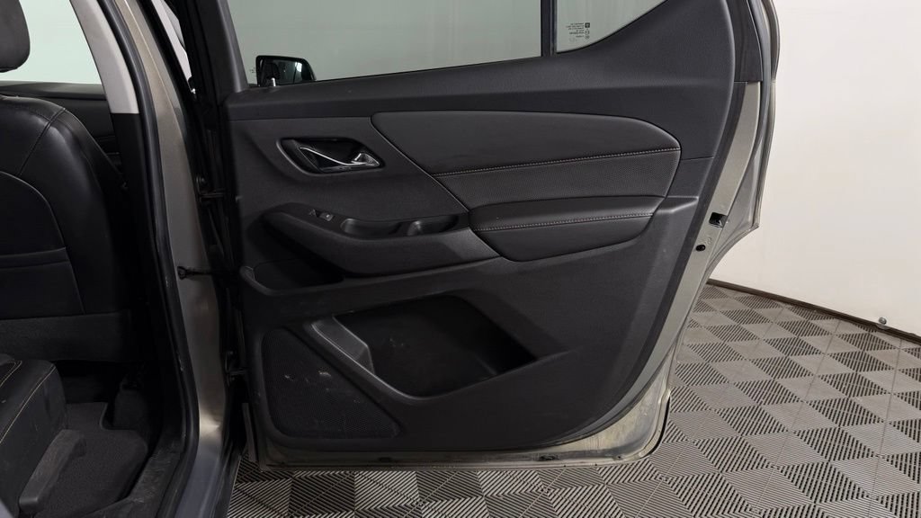 Used 2018 Chevrolet Traverse Premier AWD/4WD image 28