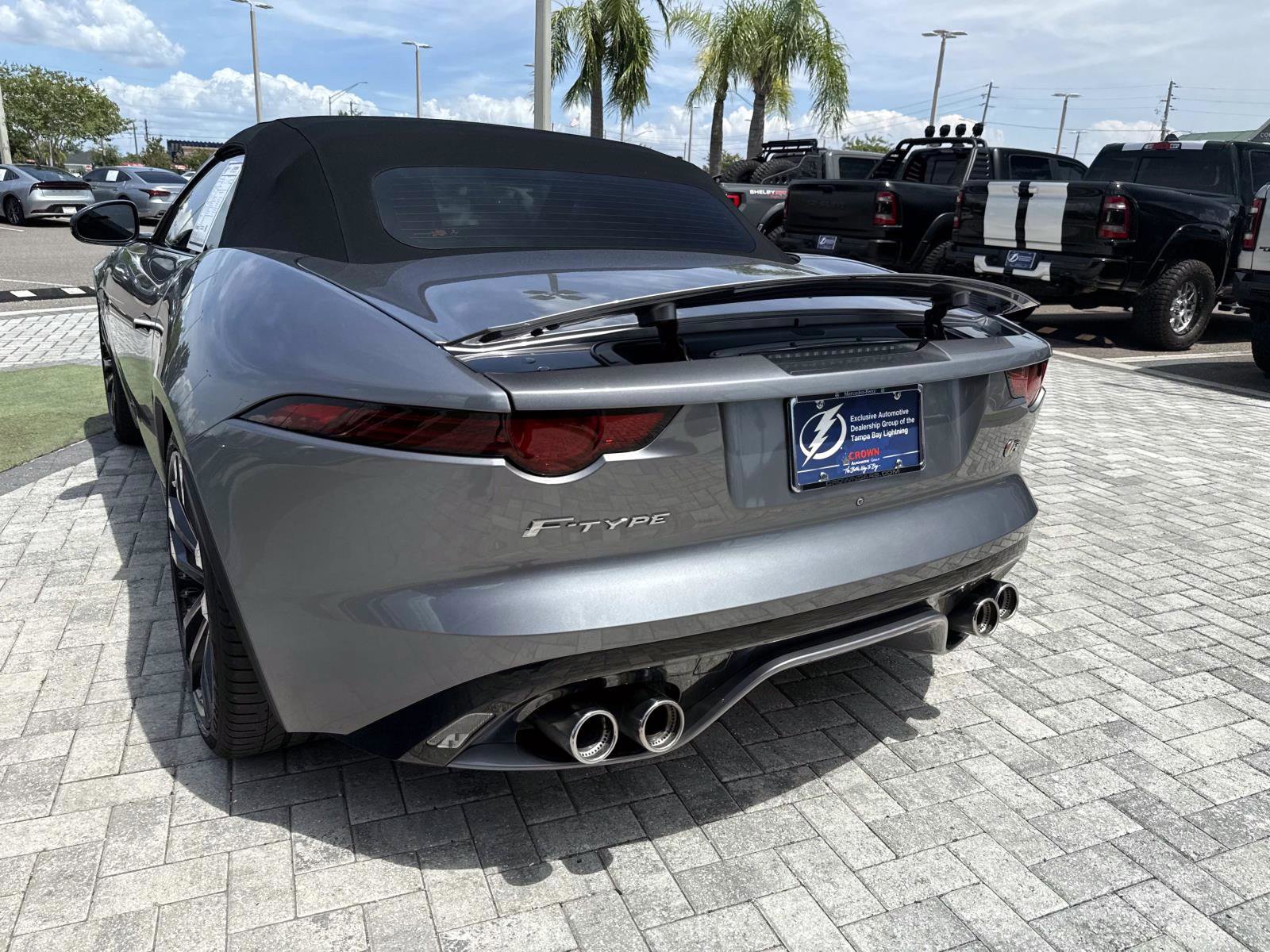 Used 2020 Jaguar F-TYPE R AWD/4WD image 15