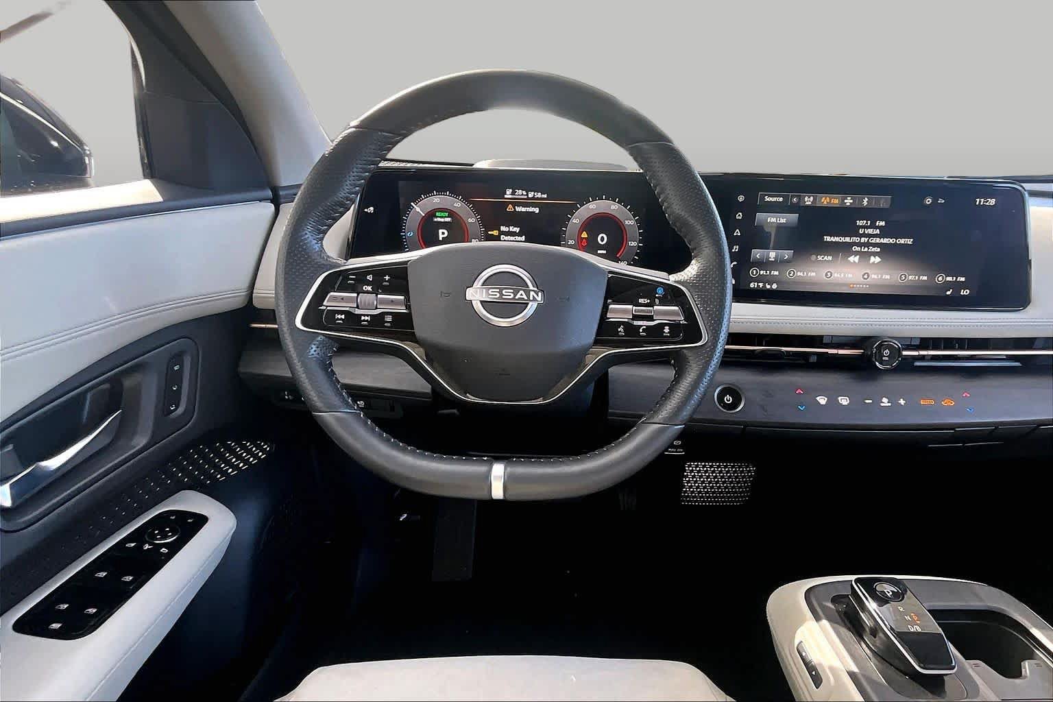 Used 2023 Nissan Ariya FWD image 5