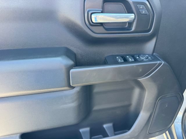 Used 2020 Chevrolet Silverado 1500 Custom w/ Custom Value Package RWD image 18