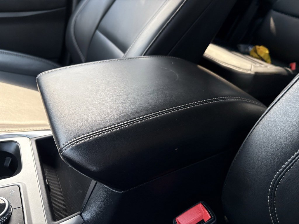 Used 2022 Ford Explorer XLT w/ Equipment Group 202A image 46