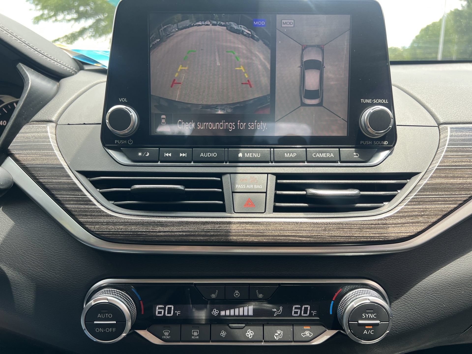 Used 2019 Nissan Altima 2.5 Platinum AWD/4WD image 5