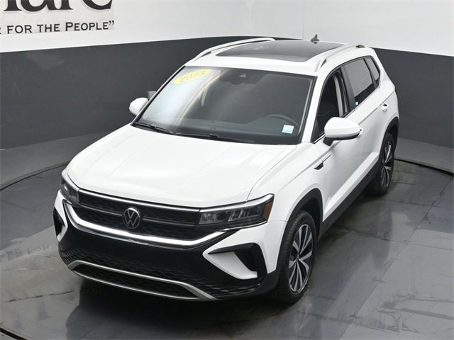 Used 2023 Volkswagen Taos SE w/ Panoramic Sunroof Package image 45