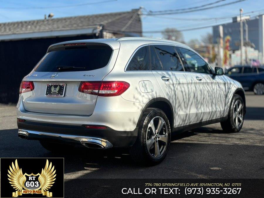 Used 2018 Mercedes-Benz GLC 300 4MATIC image 8