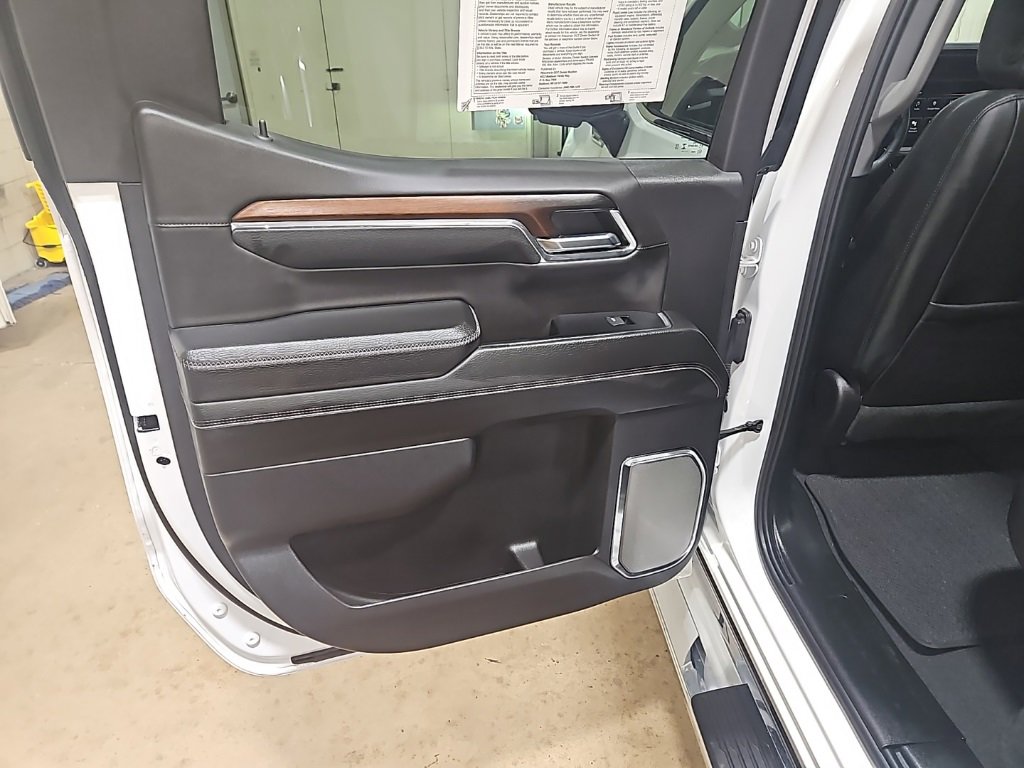 Used 2024 GMC Sierra 1500 Denali w/ Technology Package image 23