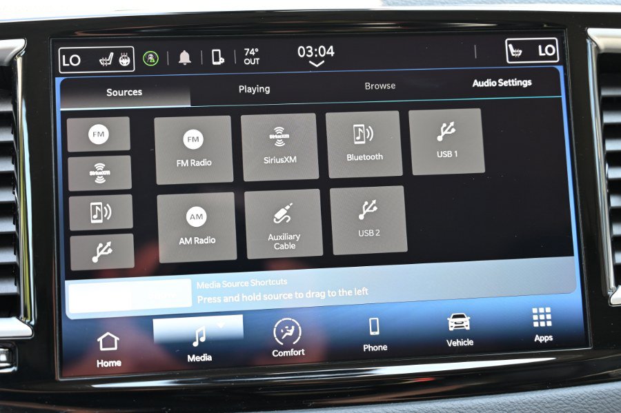 Used 2023 Chrysler Pacifica Touring-L FWD image 28