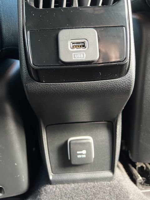 Used 2024 Jeep Compass Limited image 13