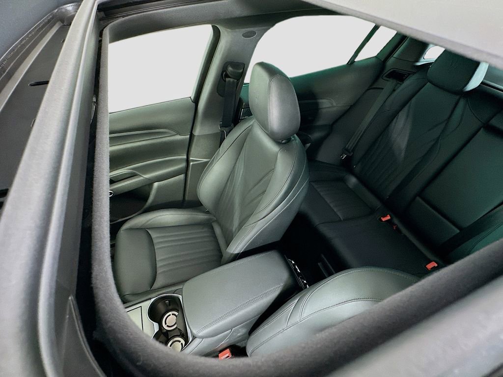 Used 2024 Maserati Grecale GT image 14