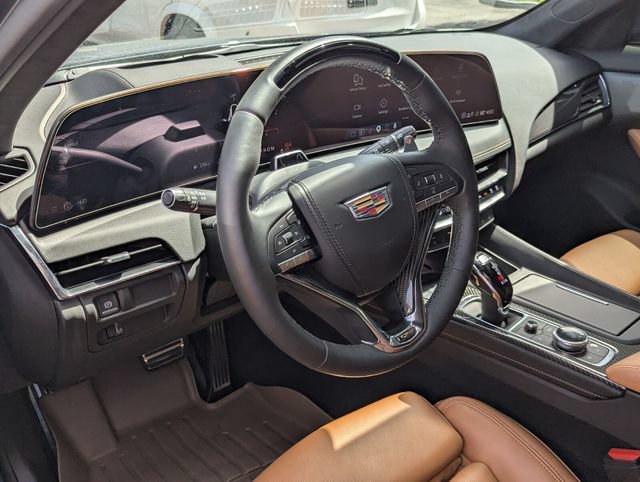 Used 2026 Cadillac CT5 V w/ Platinum Package AWD/4WD image 10