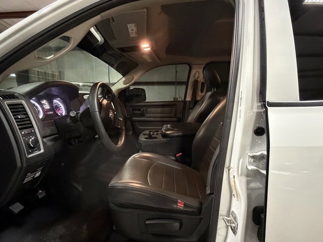 Used 2022 RAM 1500 Tradesman w/ Chrome Appearance Group image 9