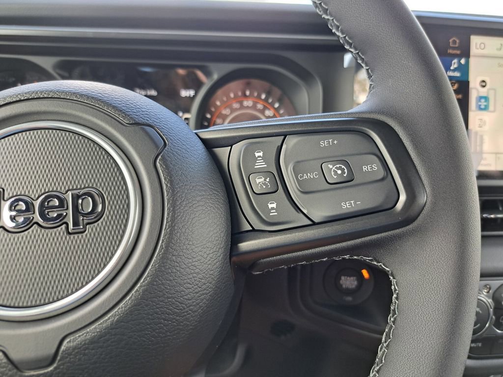 New 2026 Jeep Gladiator Sport AWD/4WD image 10