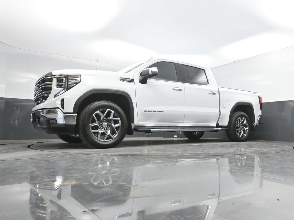 Used 2025 GMC Sierra 1500 SLT w/ SLT Premium Package AWD/4WD image 35