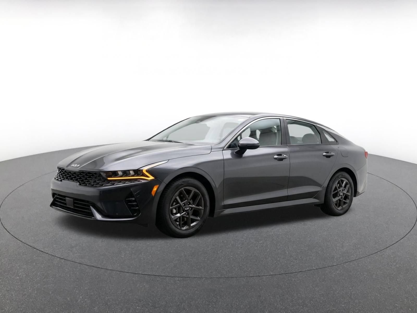 Used 2025 Kia K5 LXS FWD image 3