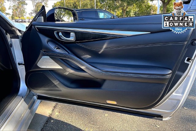 Used 2017 INFINITI Q60 3.0t w/ Premium Plus Package 3.0T RWD image 24