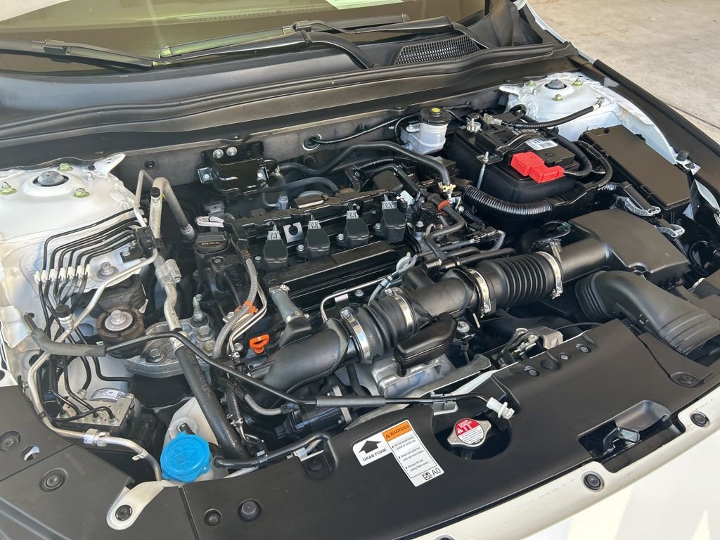 Used 2022 Honda Accord Sport image 11