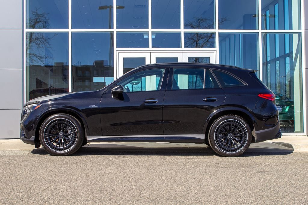Used 2025 Mercedes-Benz GLC 43 AMG 4MATIC image 9