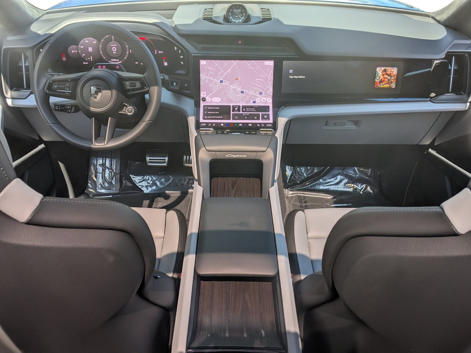 New 2026 Porsche Cayenne Turbo Electric AWD/4WD image 23