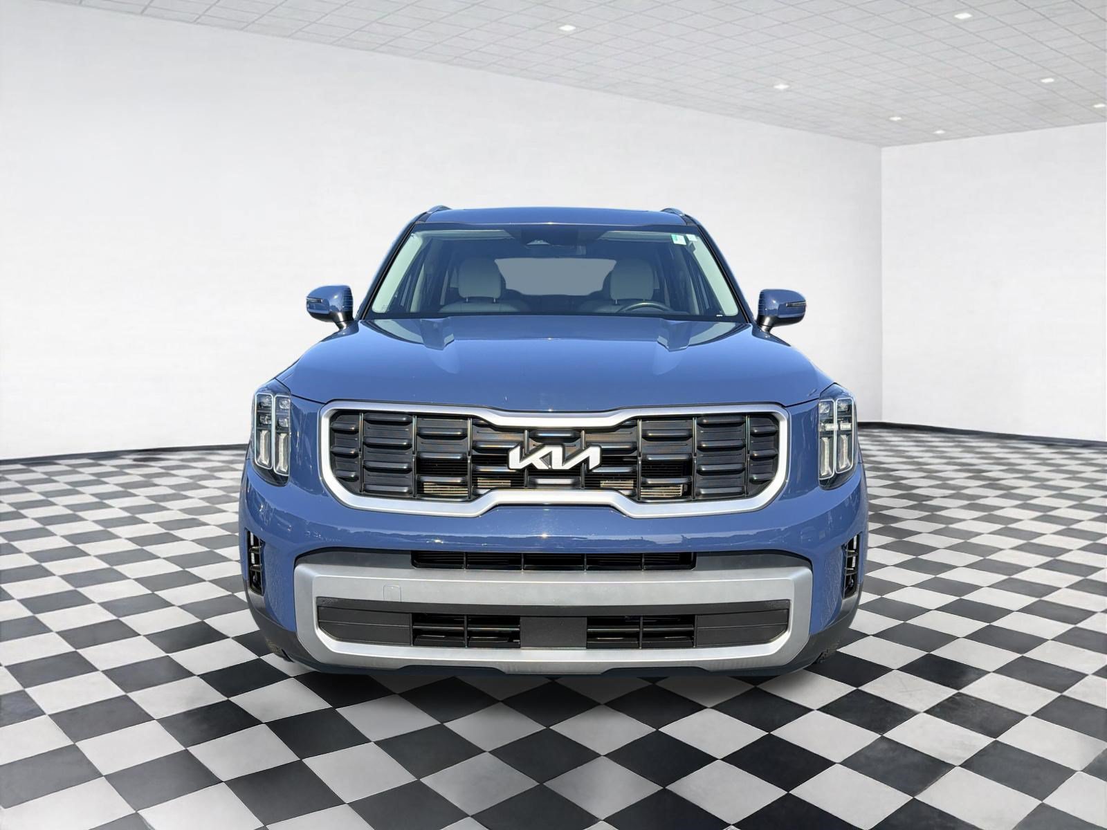 Used 2023 Kia Telluride S w/ S Sunroof Package FWD image 7