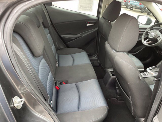 Used 2019 Toyota Yaris LE FWD image 47