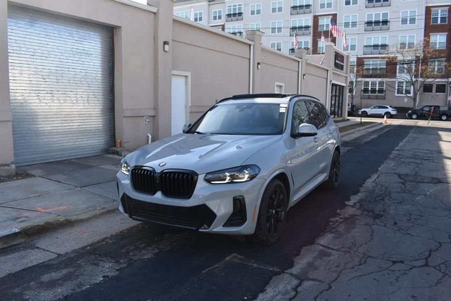 Used 2023 BMW X3 sDrive30i w/ M Sport Package RWD image 2