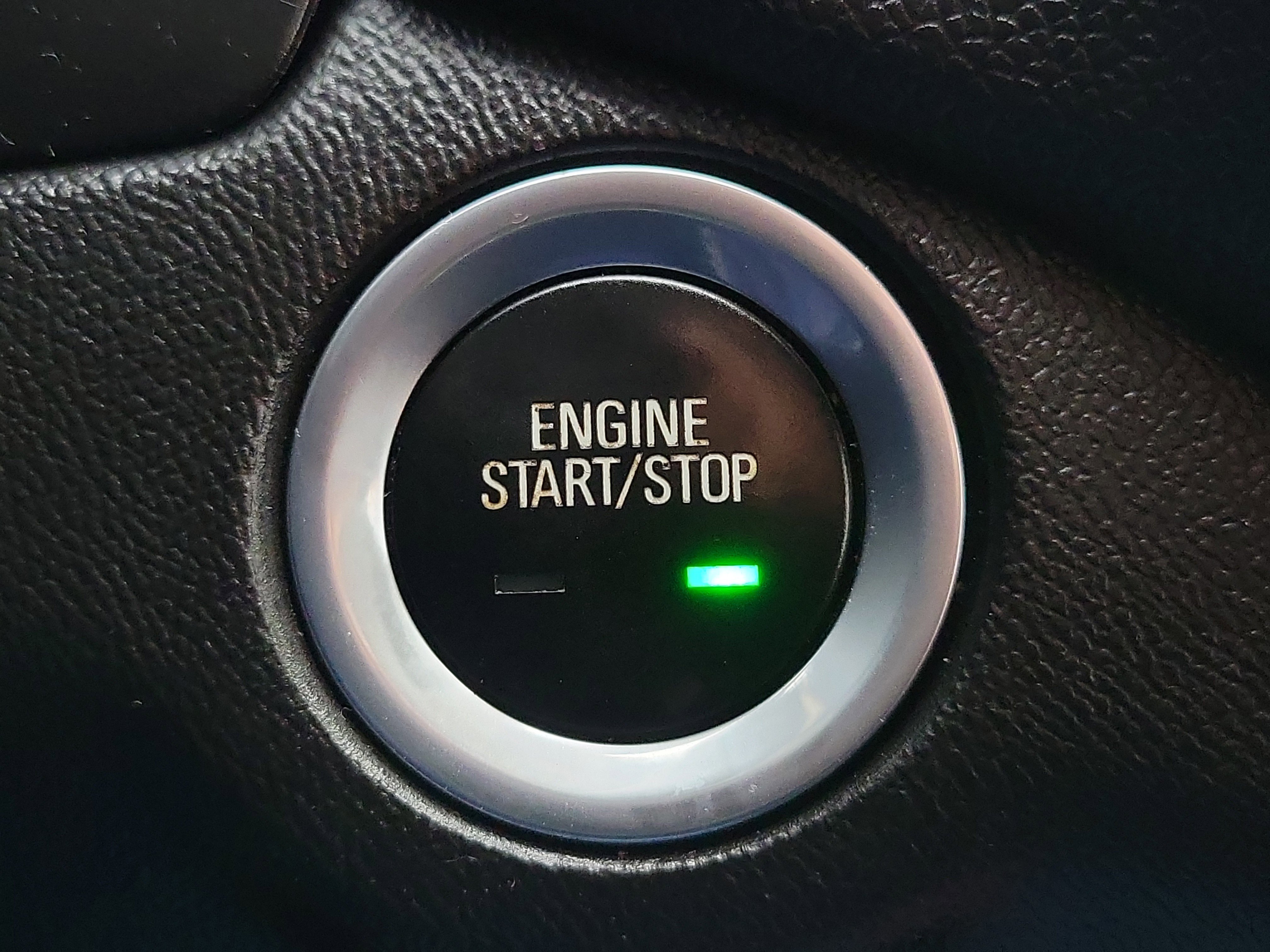 Used 2020 Chevrolet Equinox LT FWD image 26
