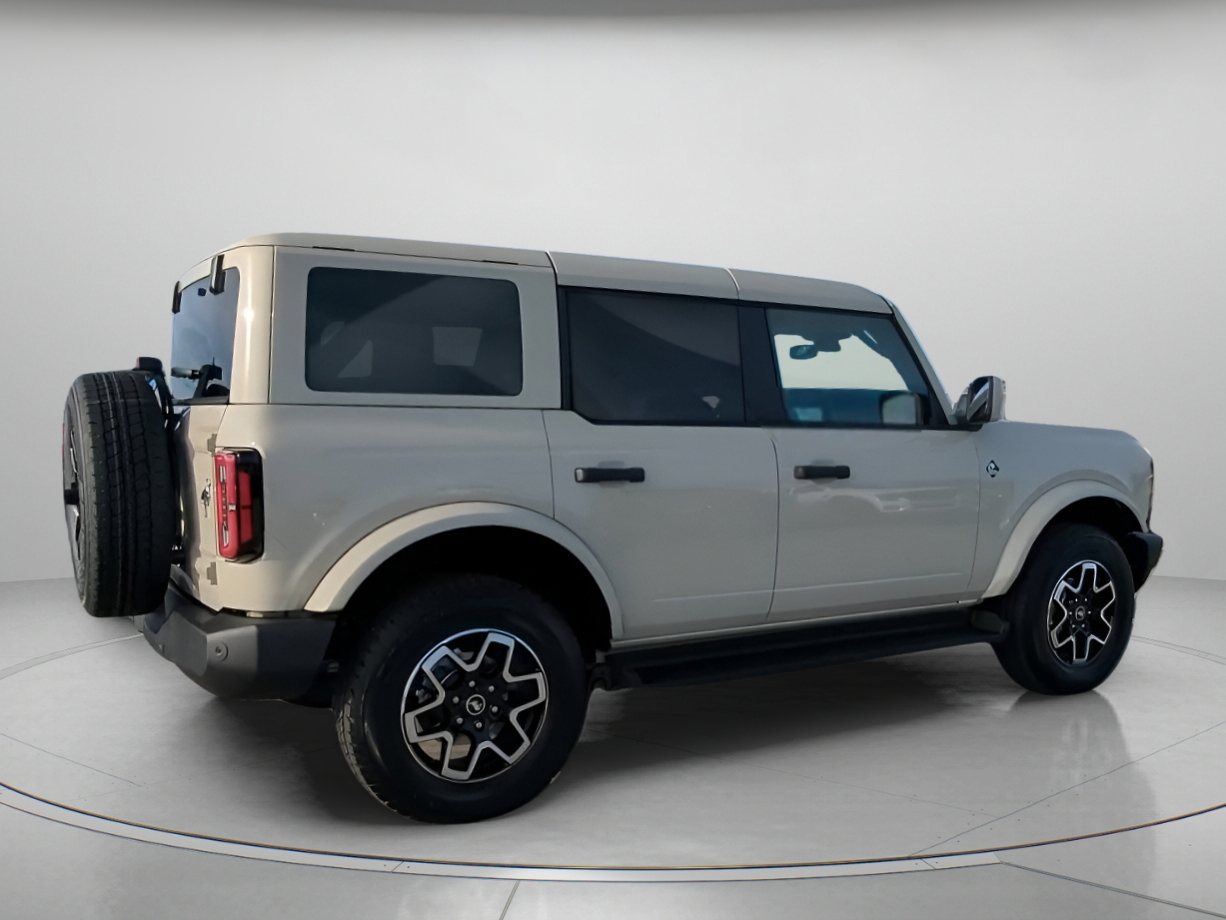 New 2026 Ford Bronco Outer Banks AWD/4WD image 32