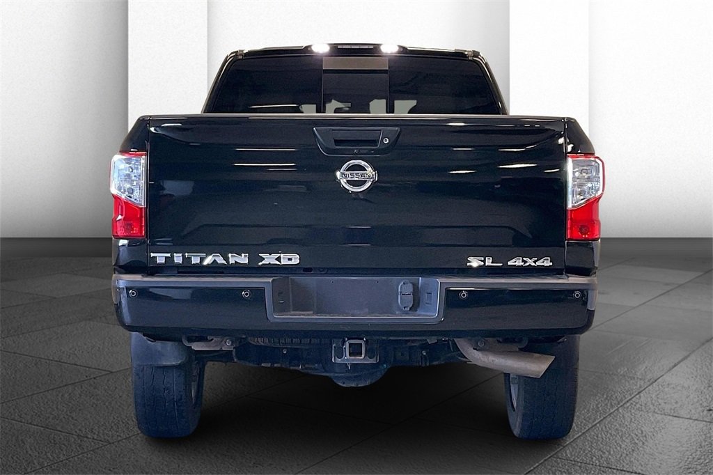 Used 2016 Nissan Titan SL image 3