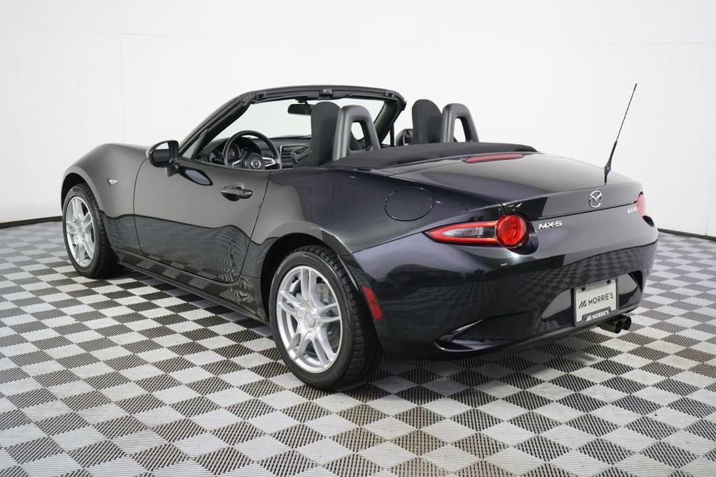 Used 2017 MAZDA MX-5 Miata Sport RWD image 12