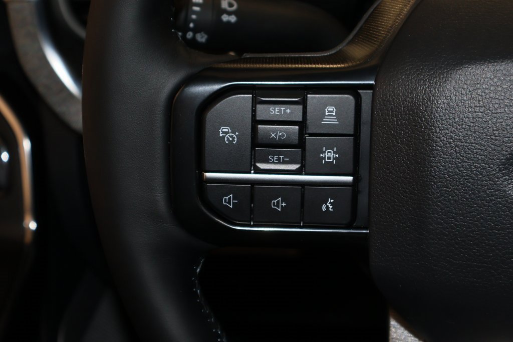 New 2025 Ford F350 Platinum w/ FX4 Off-Road Package image 20