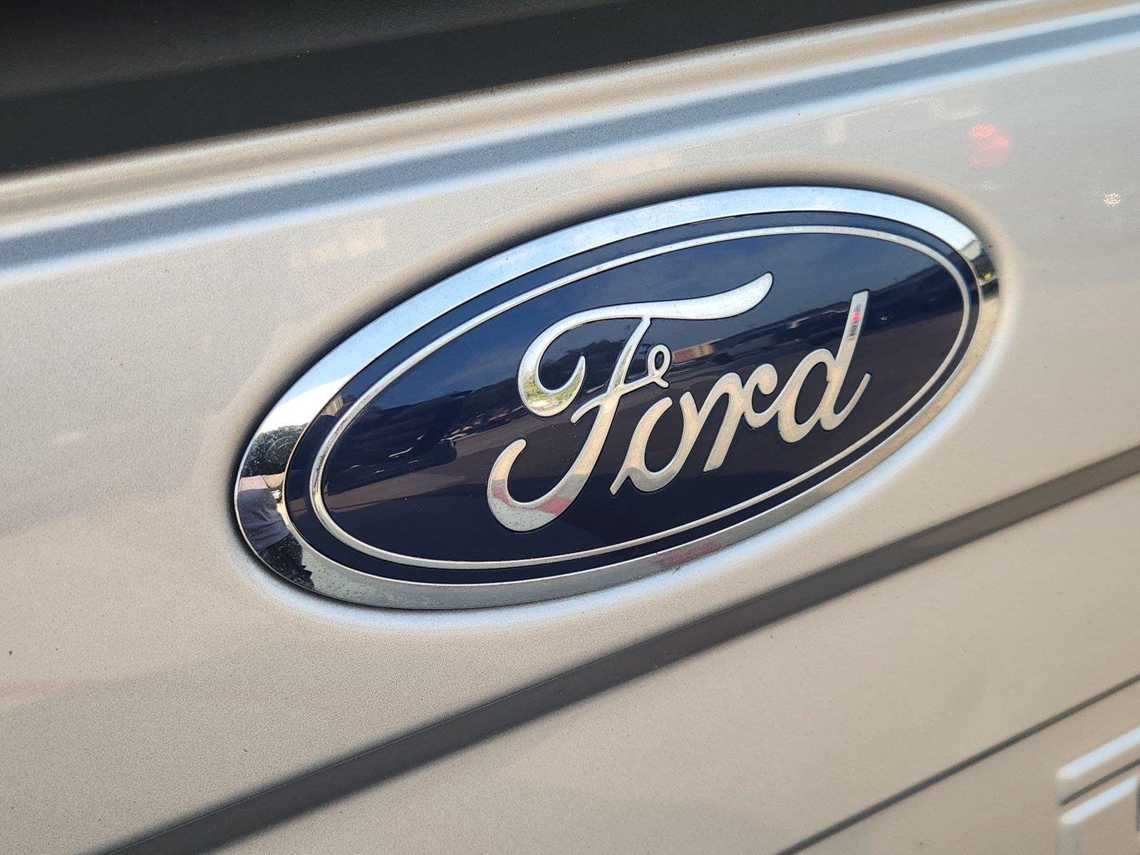 Used 2022 Ford F350 Lariat w/ Lariat Value Package AWD/4WD image 29