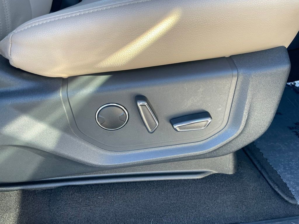 Used 2024 Ford Expedition Max Limited image 65