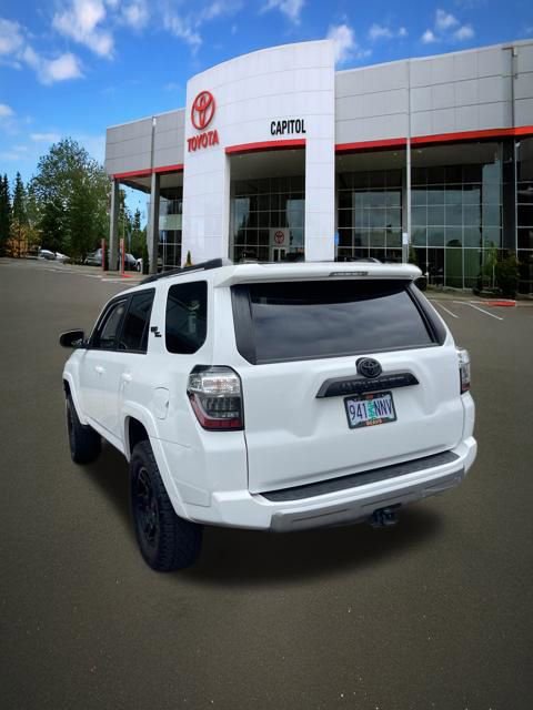 Used 2022 Toyota 4Runner TRD Off-Road Premium AWD/4WD image 19