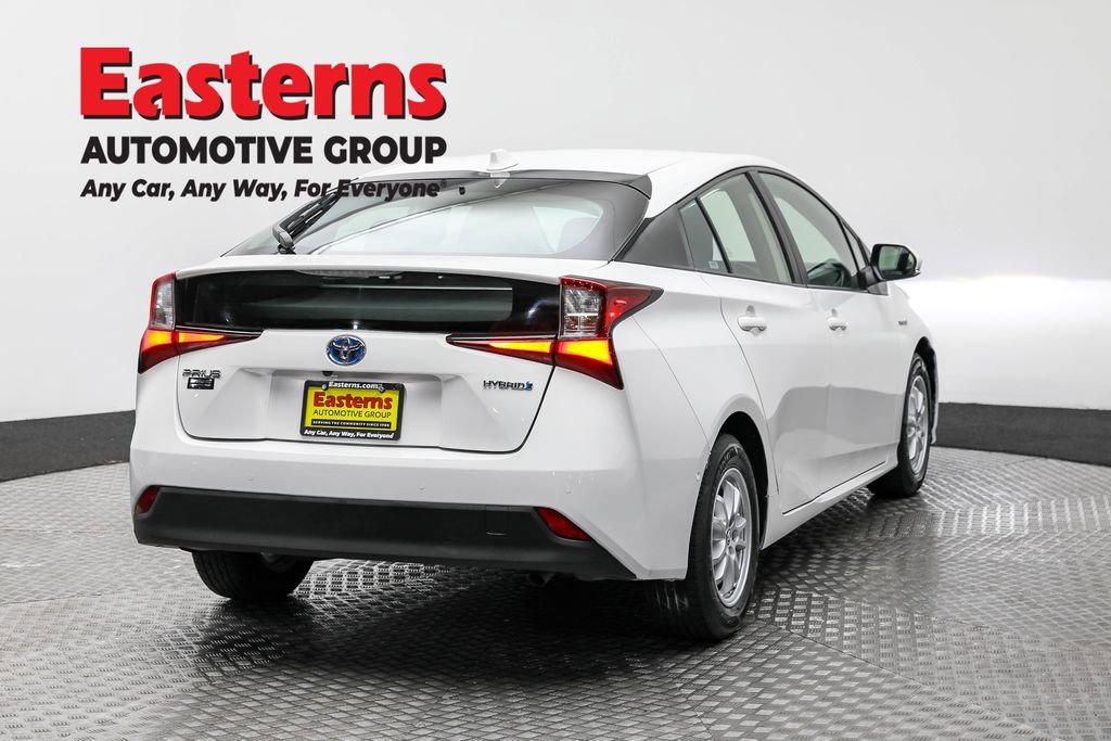 Used 2022 Toyota Prius LE image 5
