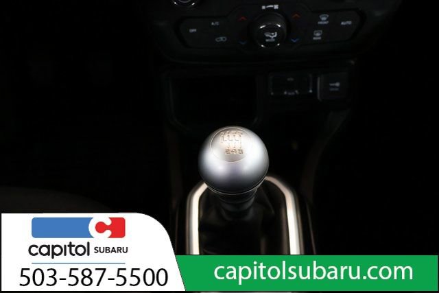 Used 2018 Jeep Renegade Latitude image 15