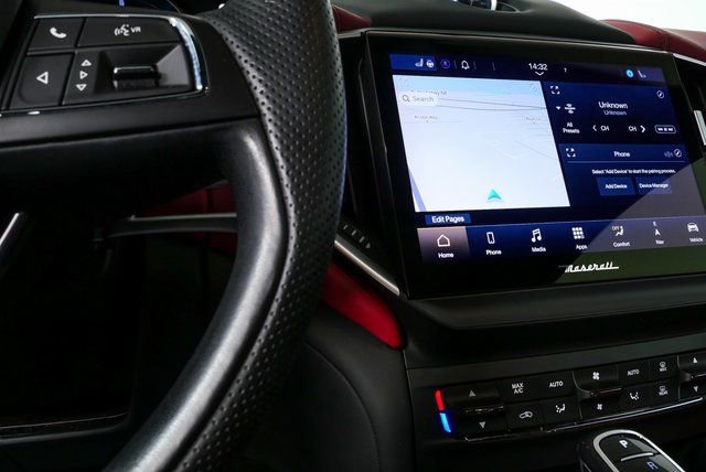 Used 2023 Maserati Ghibli Modena Q4 image 14