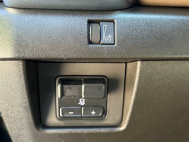 Used 2023 GMC Canyon Denali AWD/4WD image 24