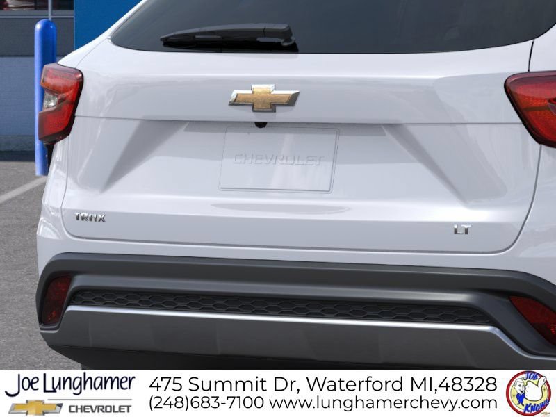 New 2026 Chevrolet Trax LT w/ LT Convenience Package FWD image 15