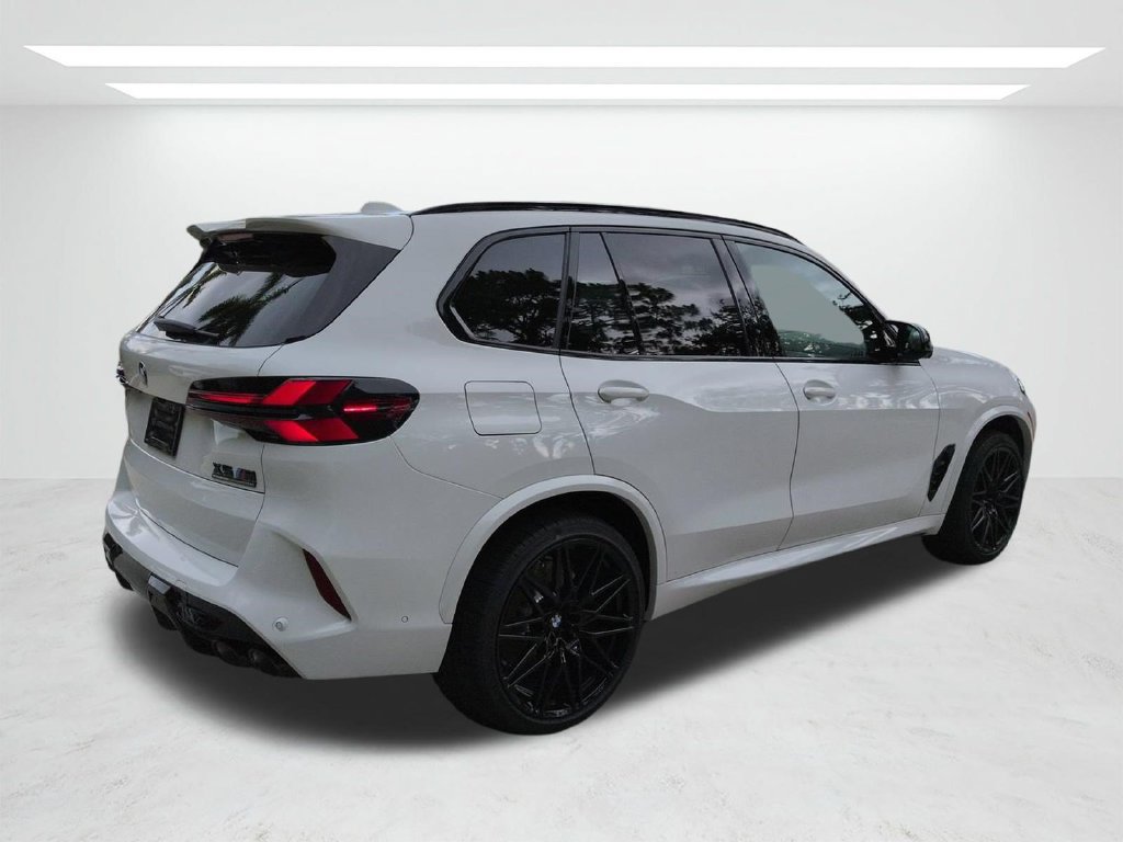 New 2026 BMW X5 M Competition w/ Executive Package AWD/4WD image 4