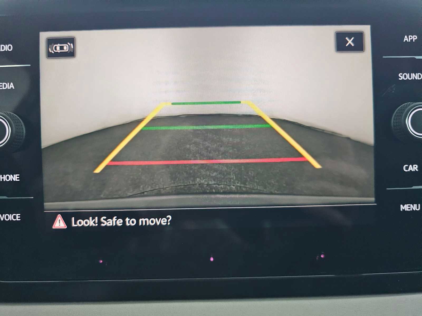 Used 2026 Volkswagen Taos SE image 26