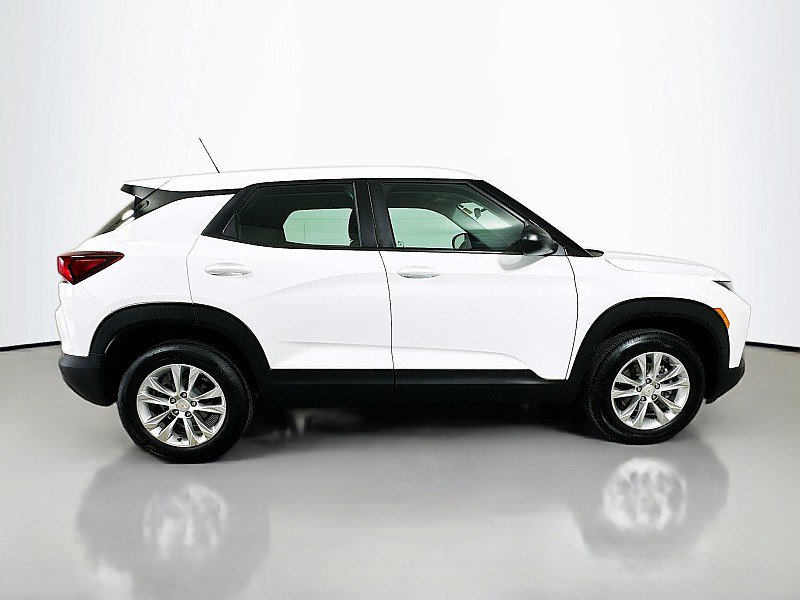 Used 2022 Chevrolet TrailBlazer LS AWD/4WD image 8