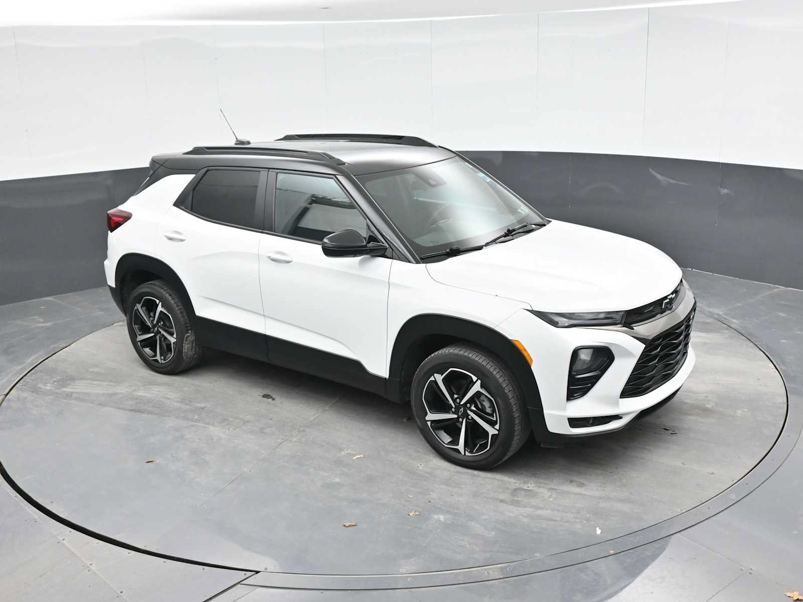 Used 2023 Chevrolet TrailBlazer RS AWD/4WD image 18