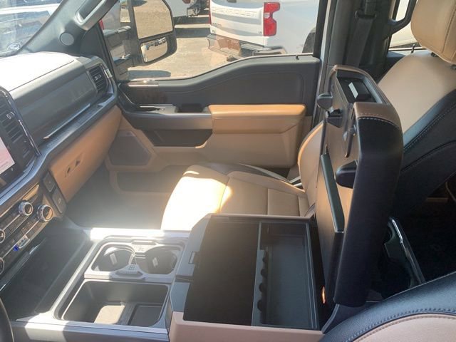 Certified 2025 Ford F350 Lariat w/ Lariat Ultimate Package image 34