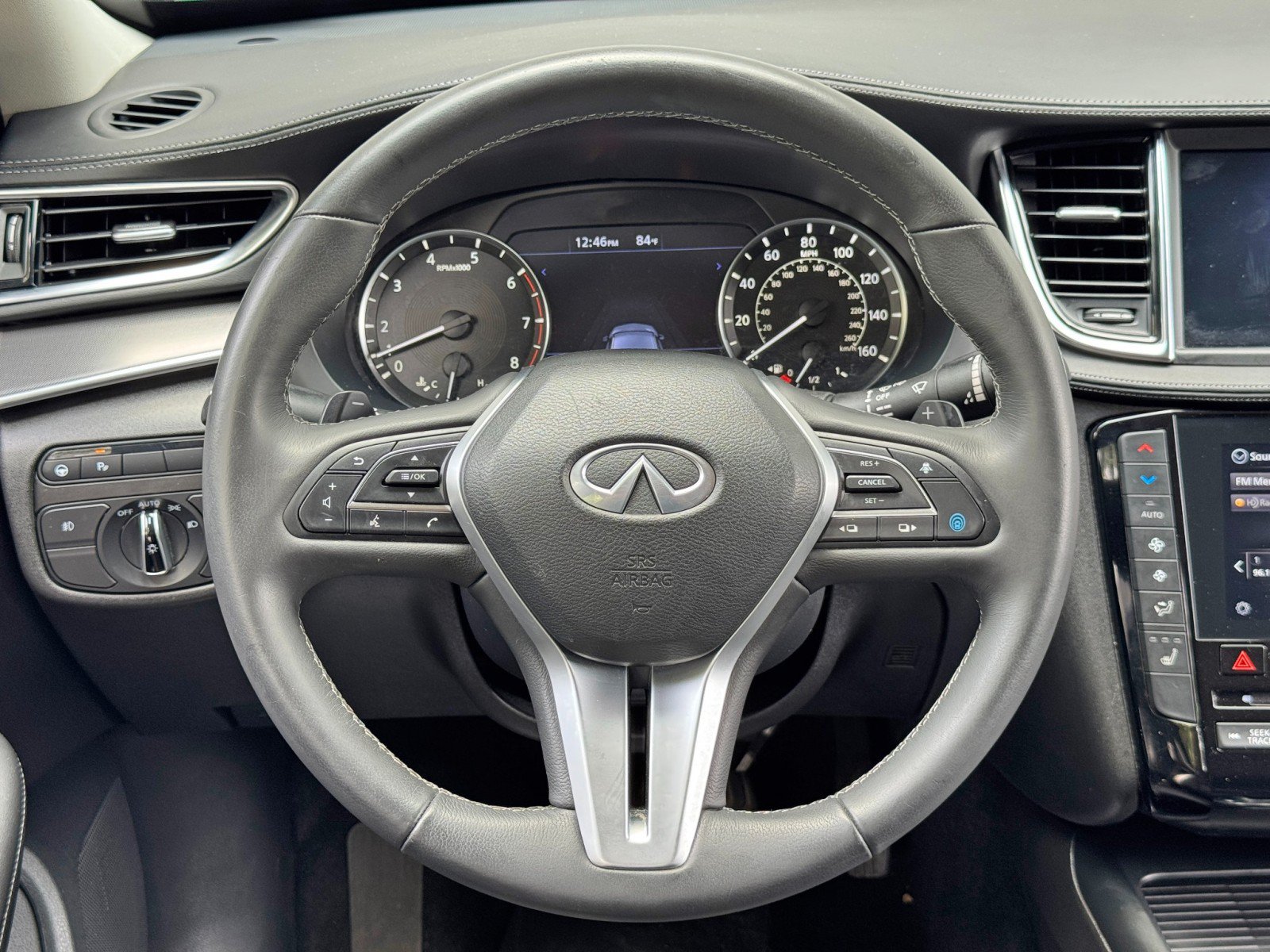 Used 2022 INFINITI QX50 Luxe FWD image 19
