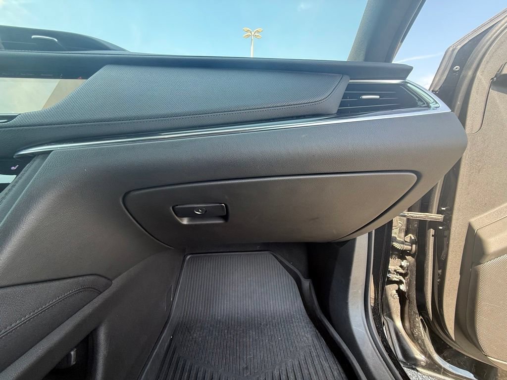 Certified 2024 Cadillac XT6 Luxury w/ LPO, Floor Liner Package AWD/4WD image 30