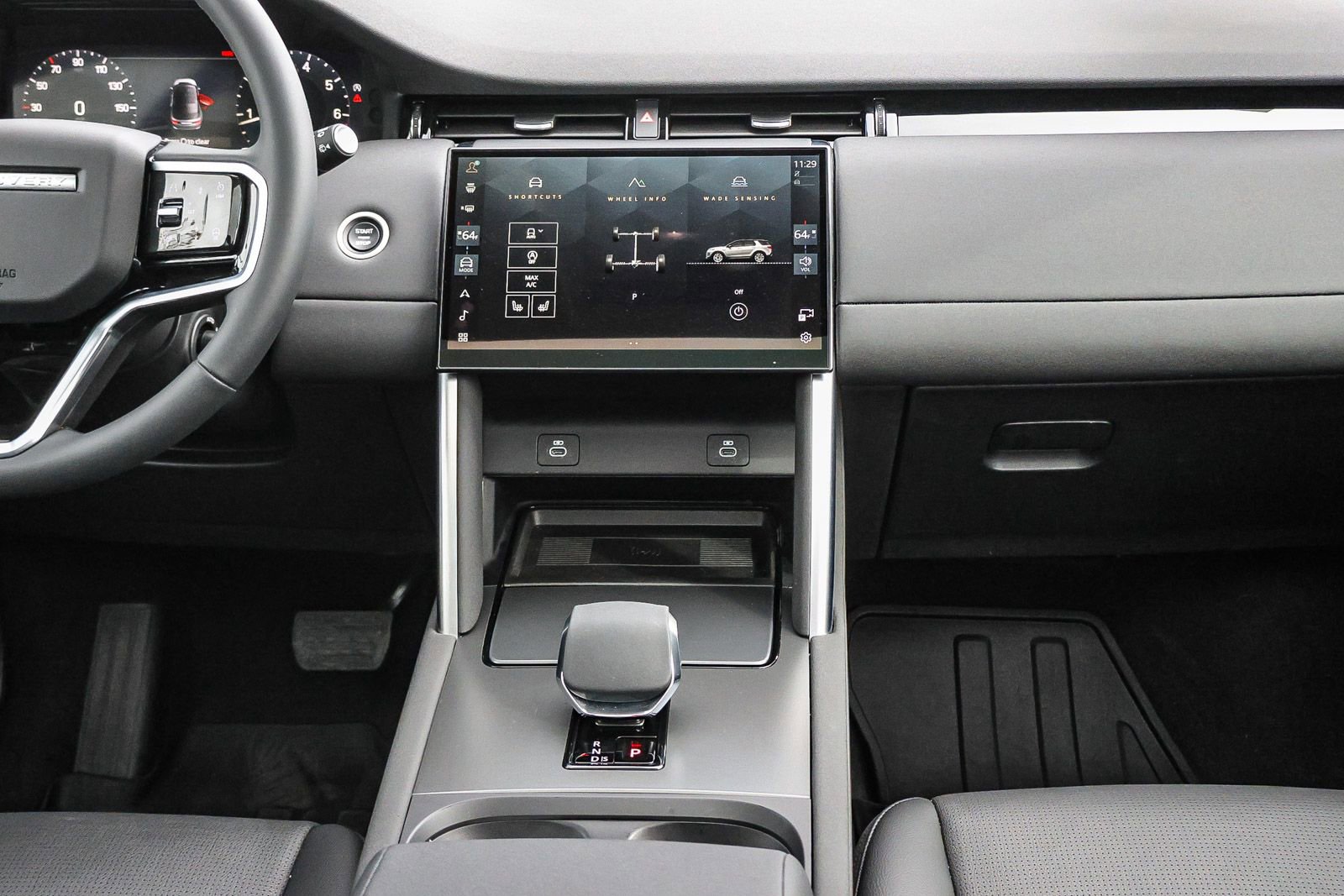 Used 2024 Land Rover Discovery Sport S image 22