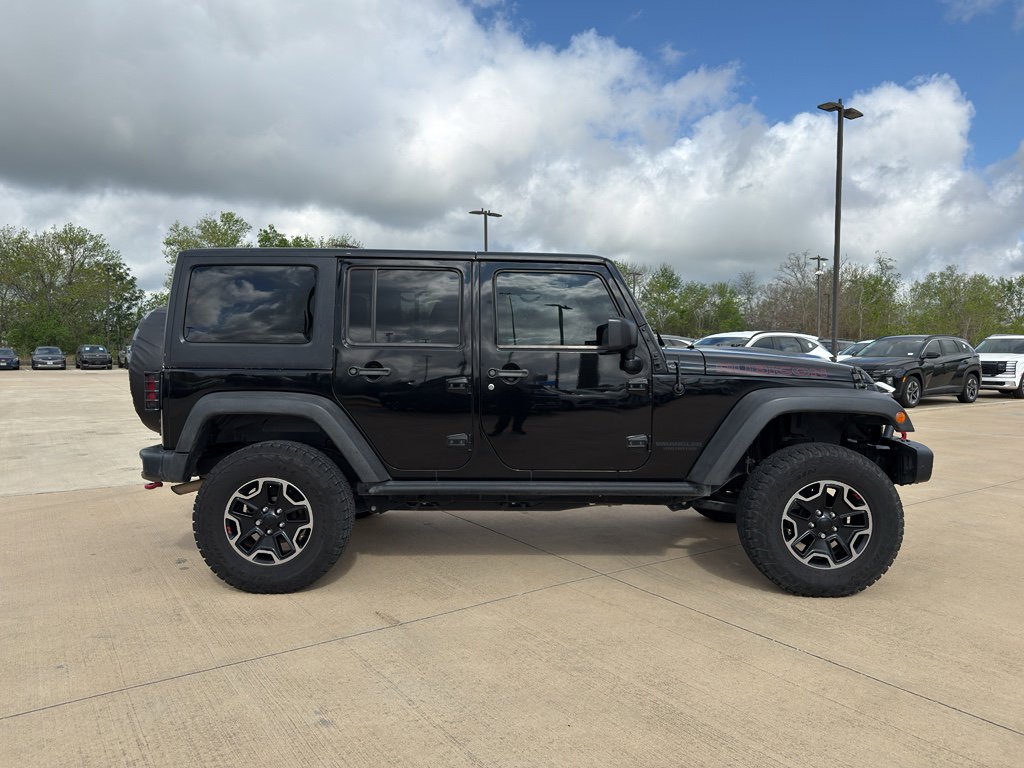 Used 2015 Jeep Wrangler Unlimited Rubicon AWD/4WD image 4